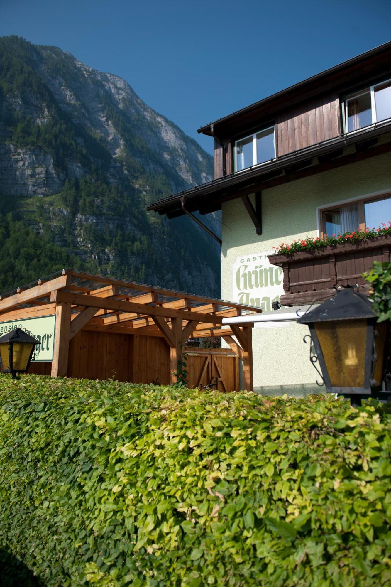 Gasthof Pension Gruener Anger Hallstatt Exterior photo