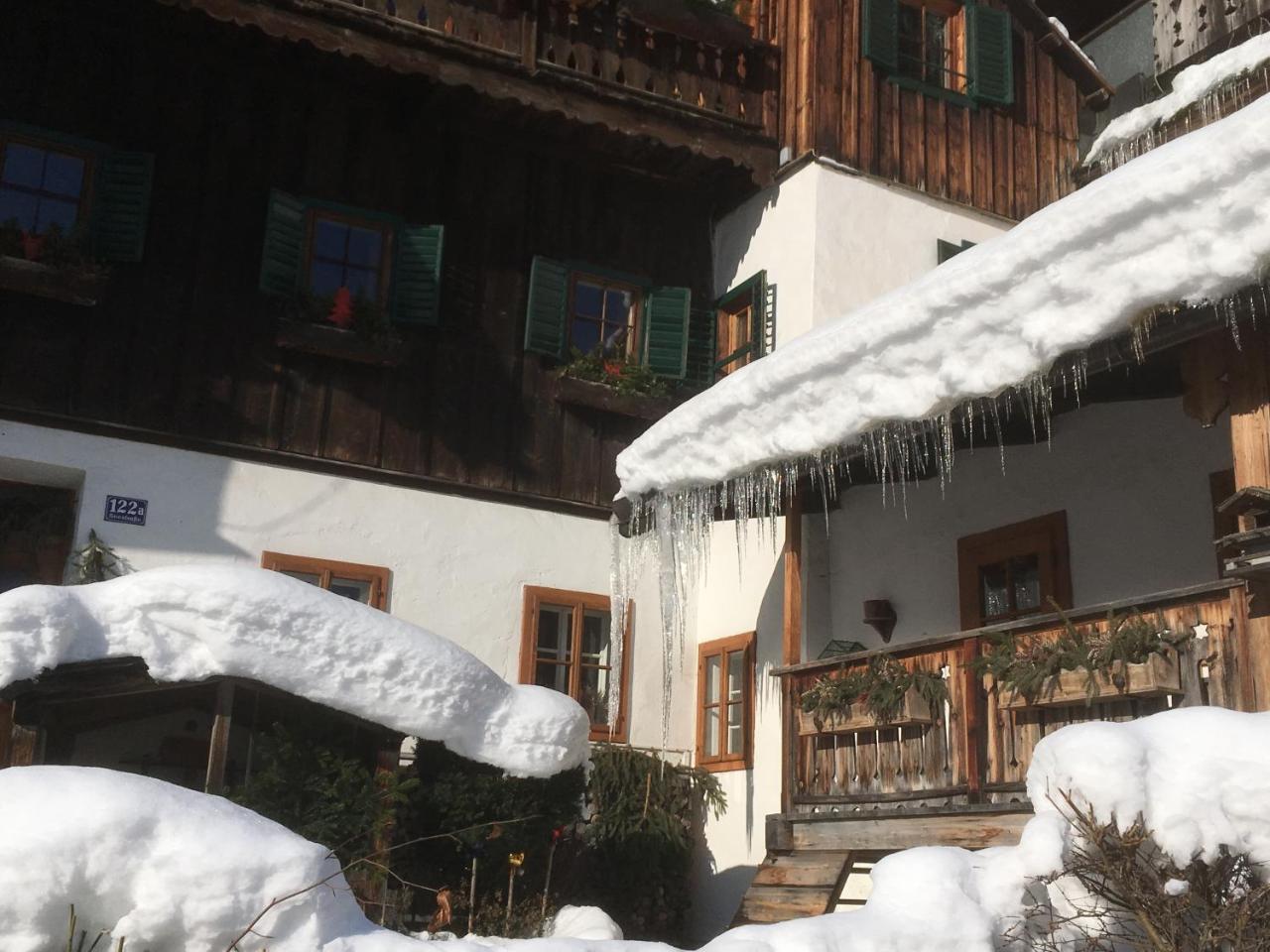 Gasthof Pension Gruener Anger Hallstatt Exterior photo