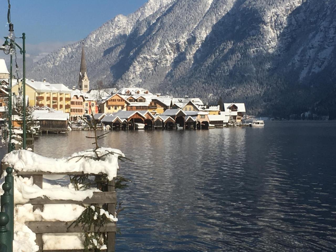 Gasthof Pension Gruener Anger Hallstatt Exterior photo